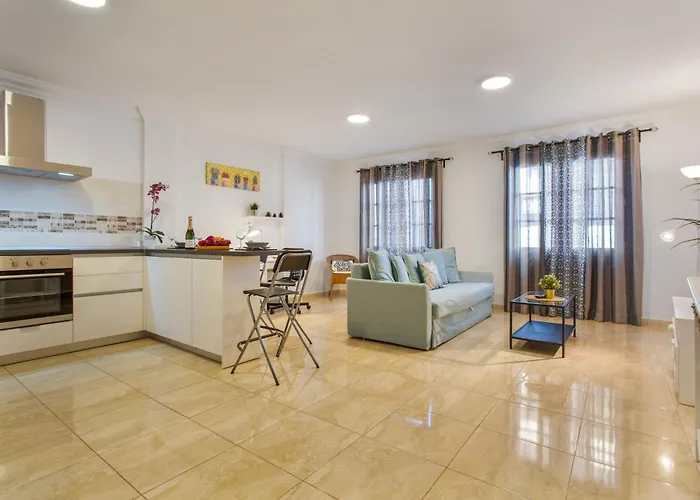 Rolycar 101 Apartamento